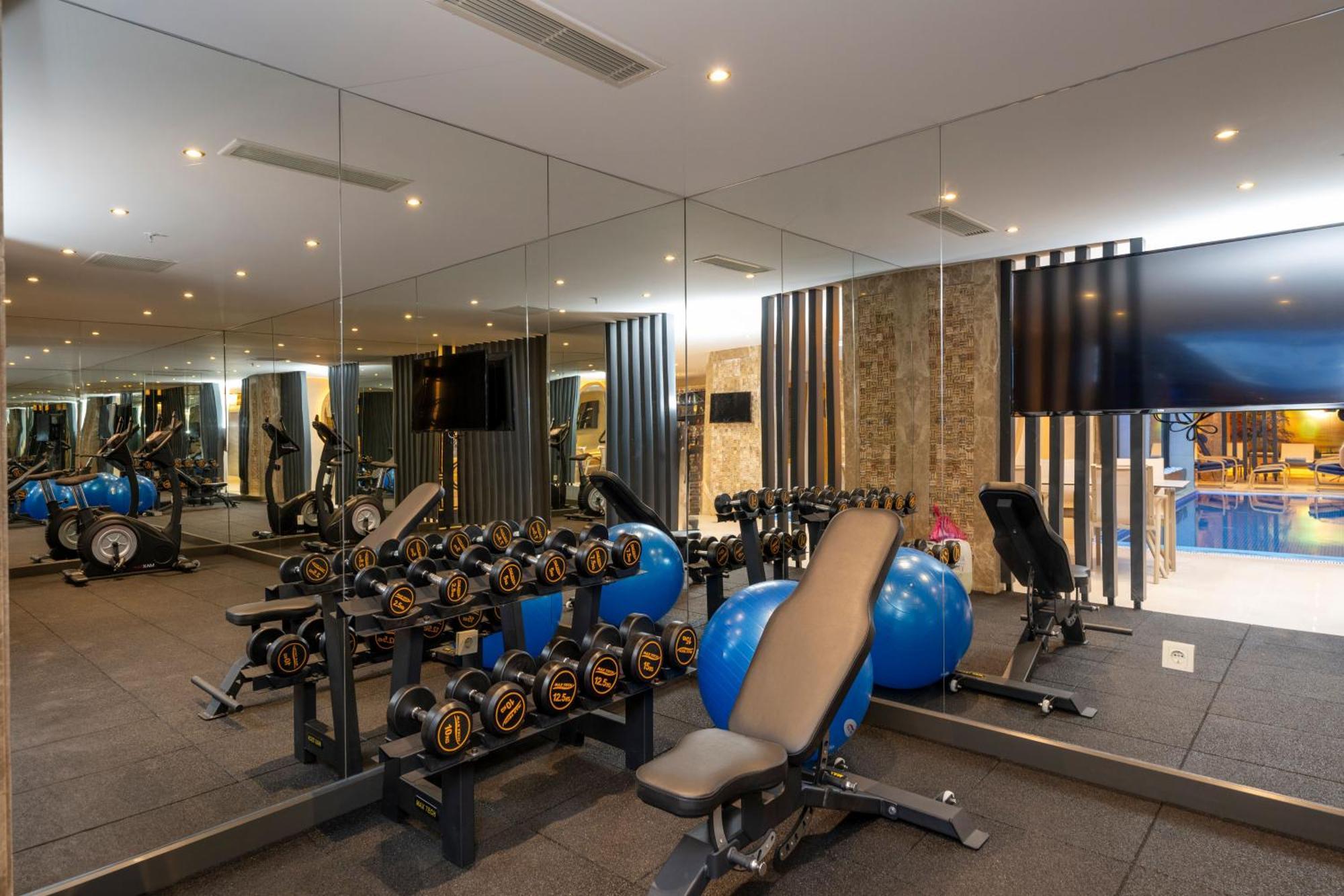 Freya Hotel Istanbul Bagian luar foto