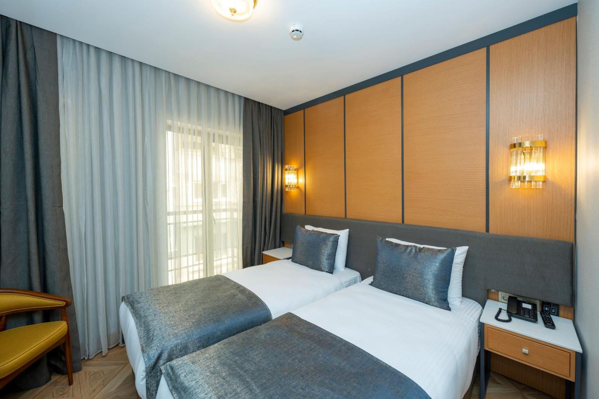 Freya Hotel Istanbul Bagian luar foto